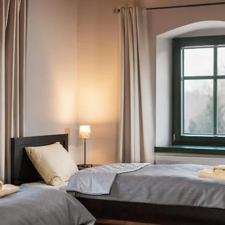 Gosciniec Pod Grusza Farma *