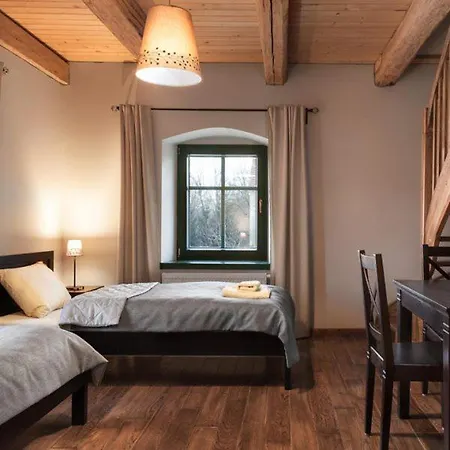 Gosciniec Pod Grusza Farma Świerzawa