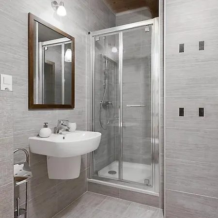 Farma Gosciniec Pod Grusza *