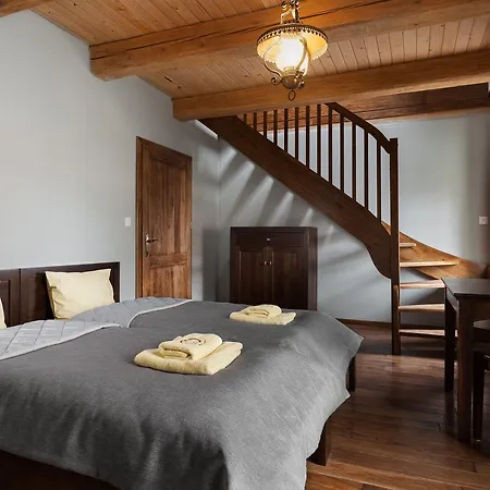 Gosciniec Pod Grusza Farma