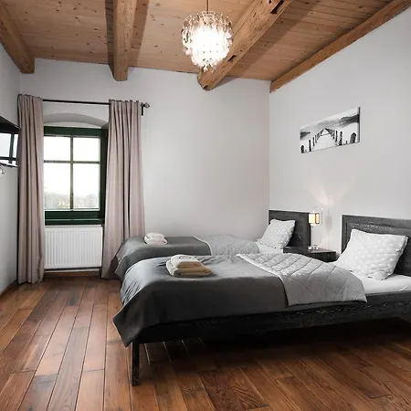 Farma Gosciniec Pod Grusza