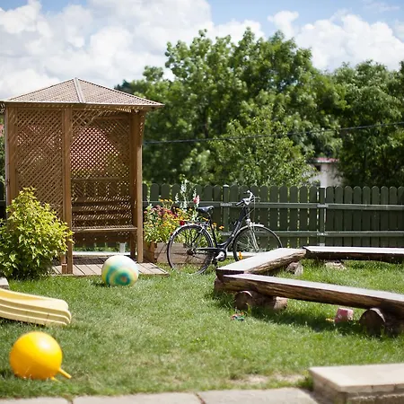 Gosciniec Pod Grusza Farma *