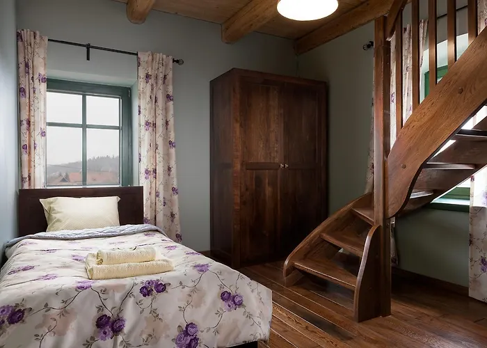 Gospodarstwo agroturystyczne Pod Gruszą *